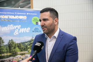 Prvi let Air Montenegra na liniji Bratislava - Podgorica